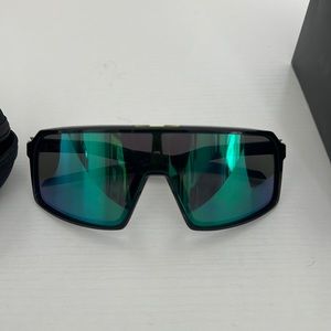 Amazing conditioned glasses